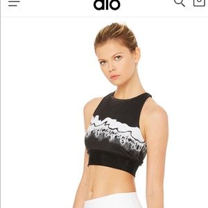 Alo Yoga sports bra. Never worn.